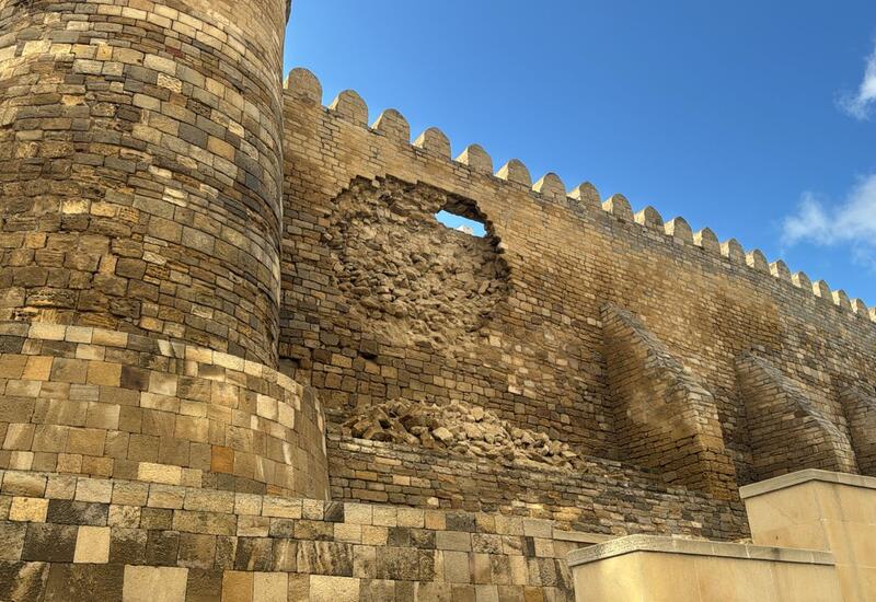 Повреждение крепостной стены в Ичеришехере: