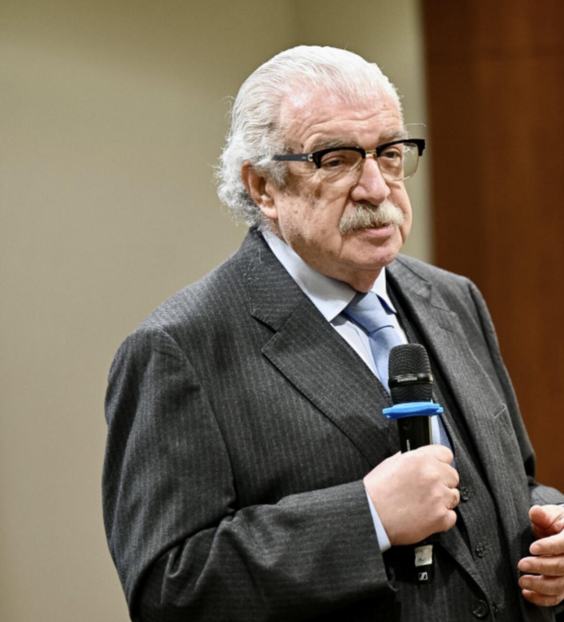 В Баку прошел творческий вечер Михаила Гусмана «О Формуле Власти - и не только о ней»