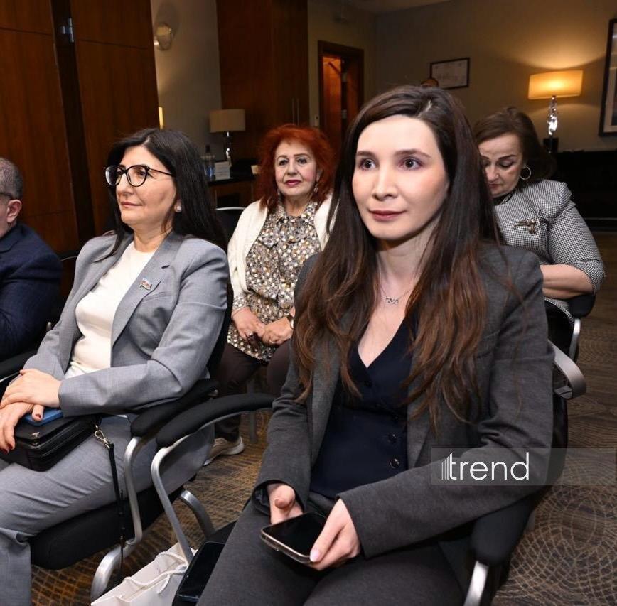 В Баку прошел творческий вечер Михаила Гусмана «О Формуле Власти - и не только о ней»