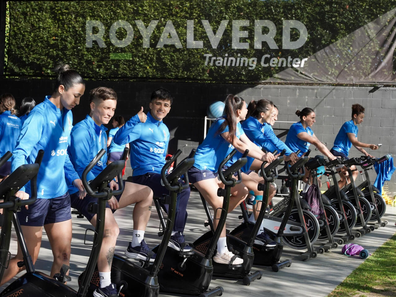 Женская сборная Азербайджана начала сборы в Испании