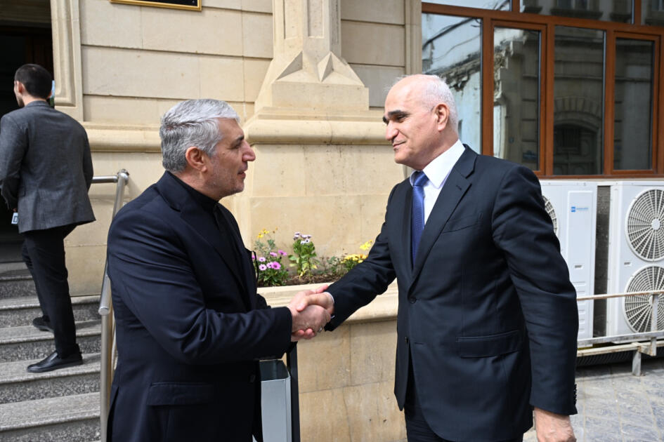 В Баку почтена память Али Хаменеи