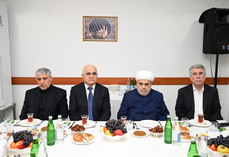 В Баку почтена память Али Хаменеи