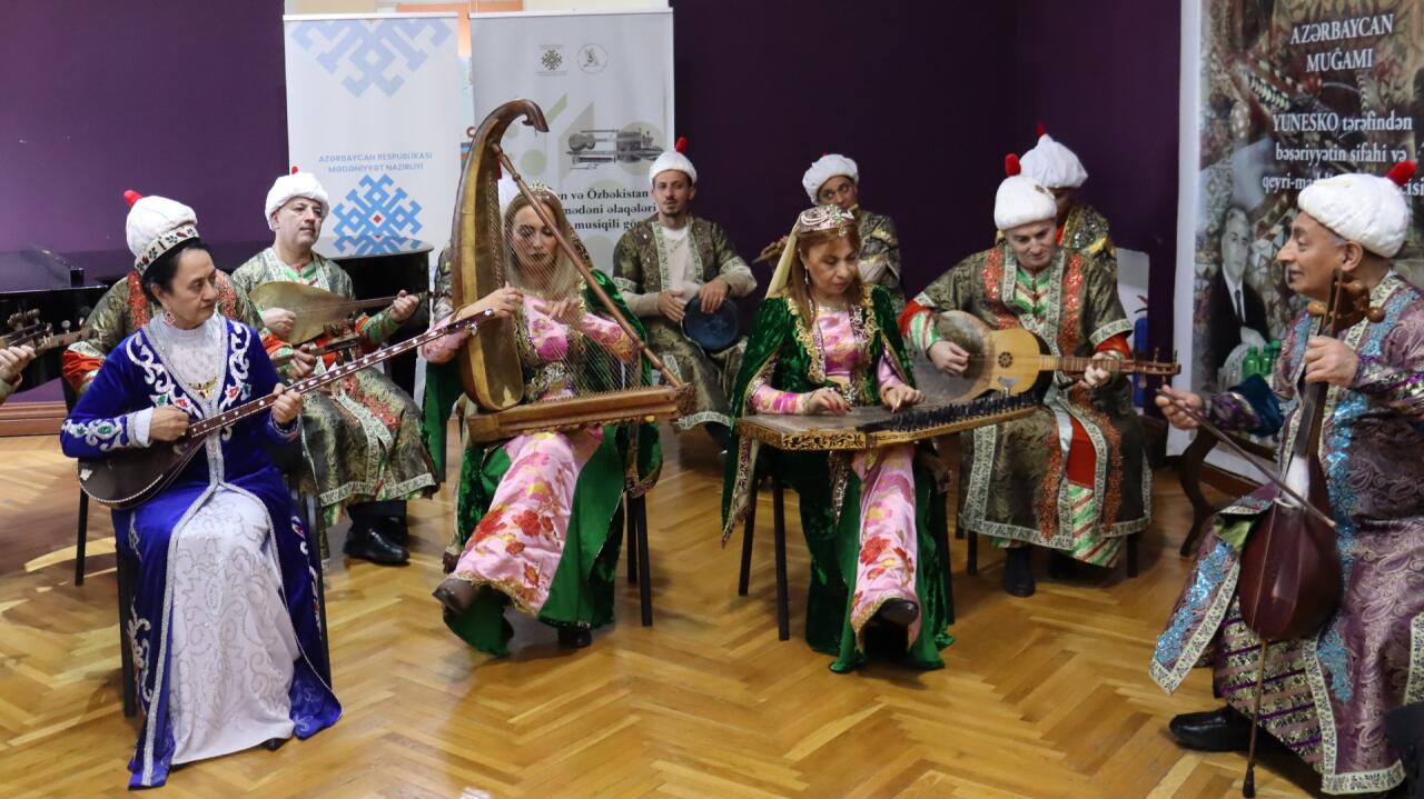 Музыка объединяет: азербайджанские и узбекские исполнители выступили вместе