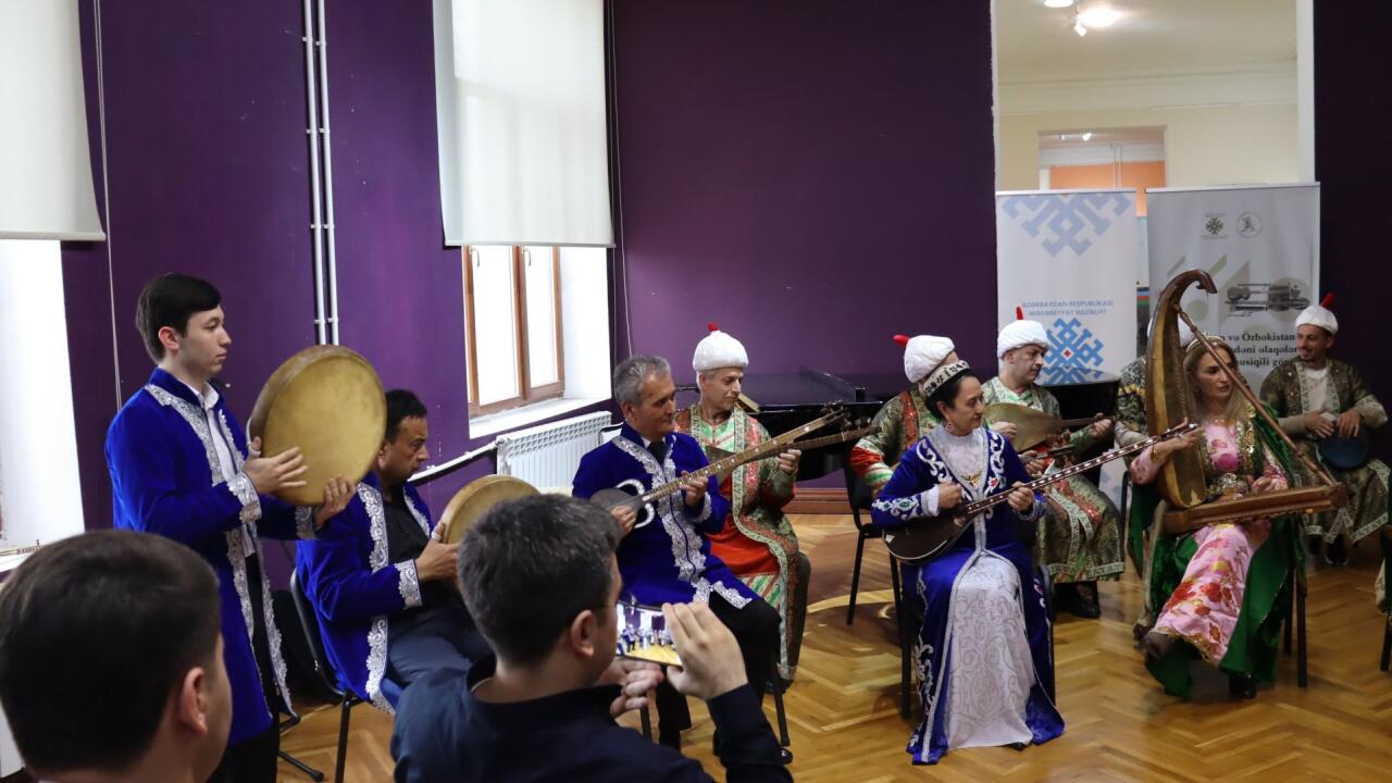 Музыка объединяет: азербайджанские и узбекские исполнители выступили вместе