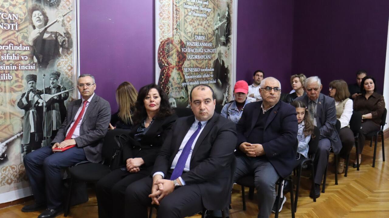 Музыка объединяет: азербайджанские и узбекские исполнители выступили вместе