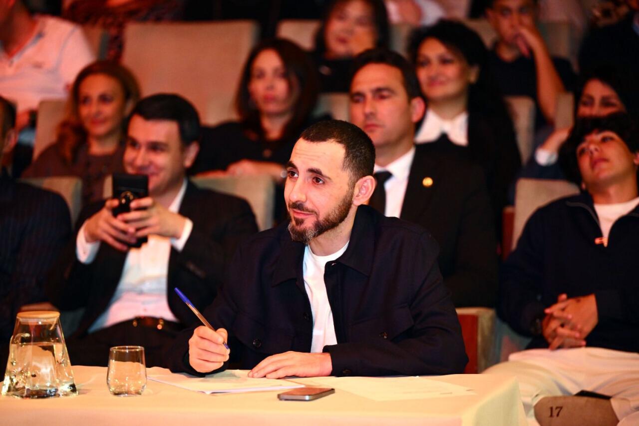 В Баку определились победители Кубка Анара Мамедханова по КВН