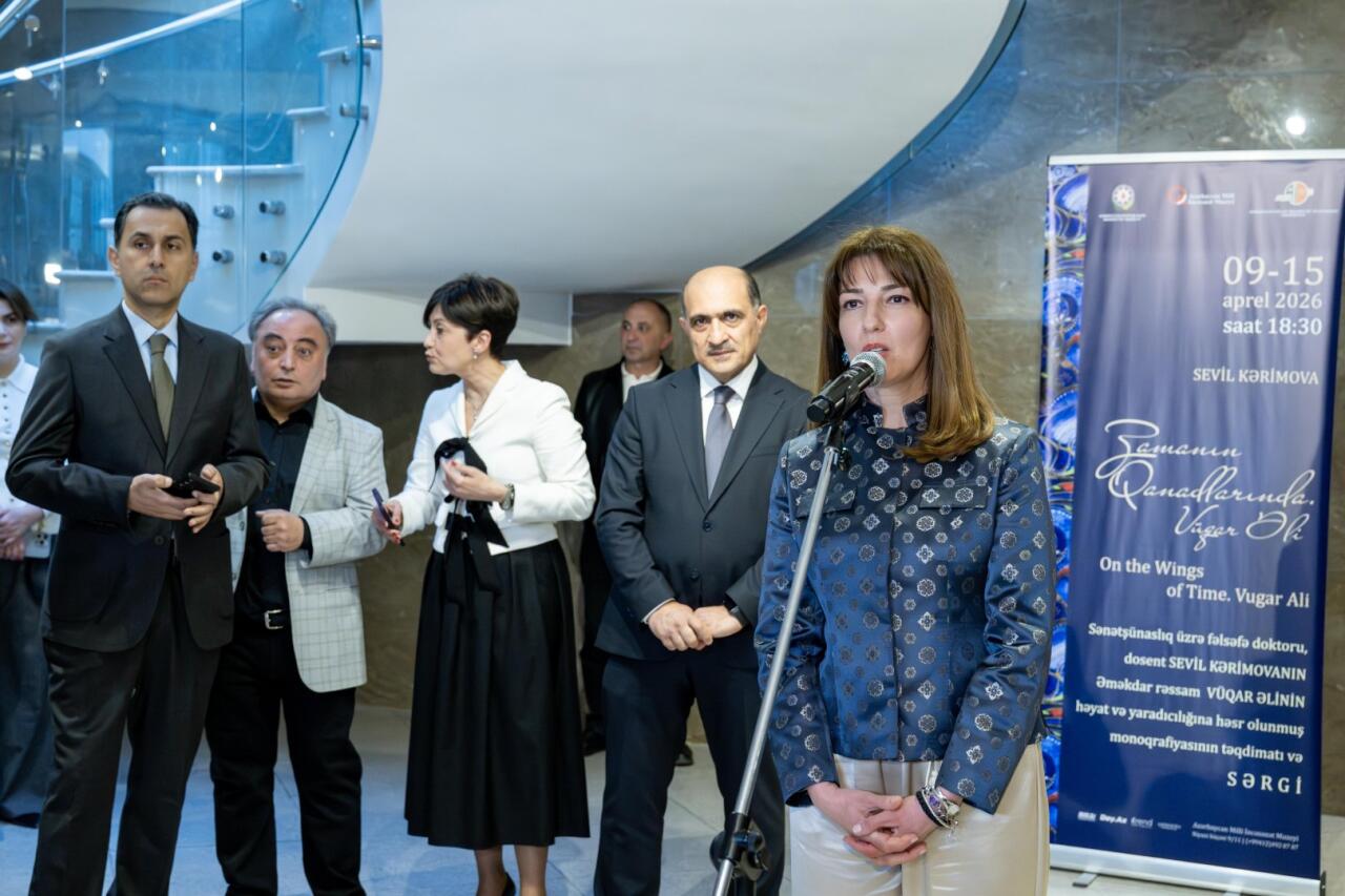 На крыльях времени - искусство Вугара Али раскрывает тайны науки и мифов