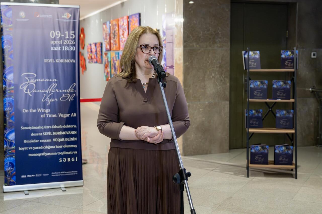 На крыльях времени - искусство Вугара Али раскрывает тайны науки и мифов