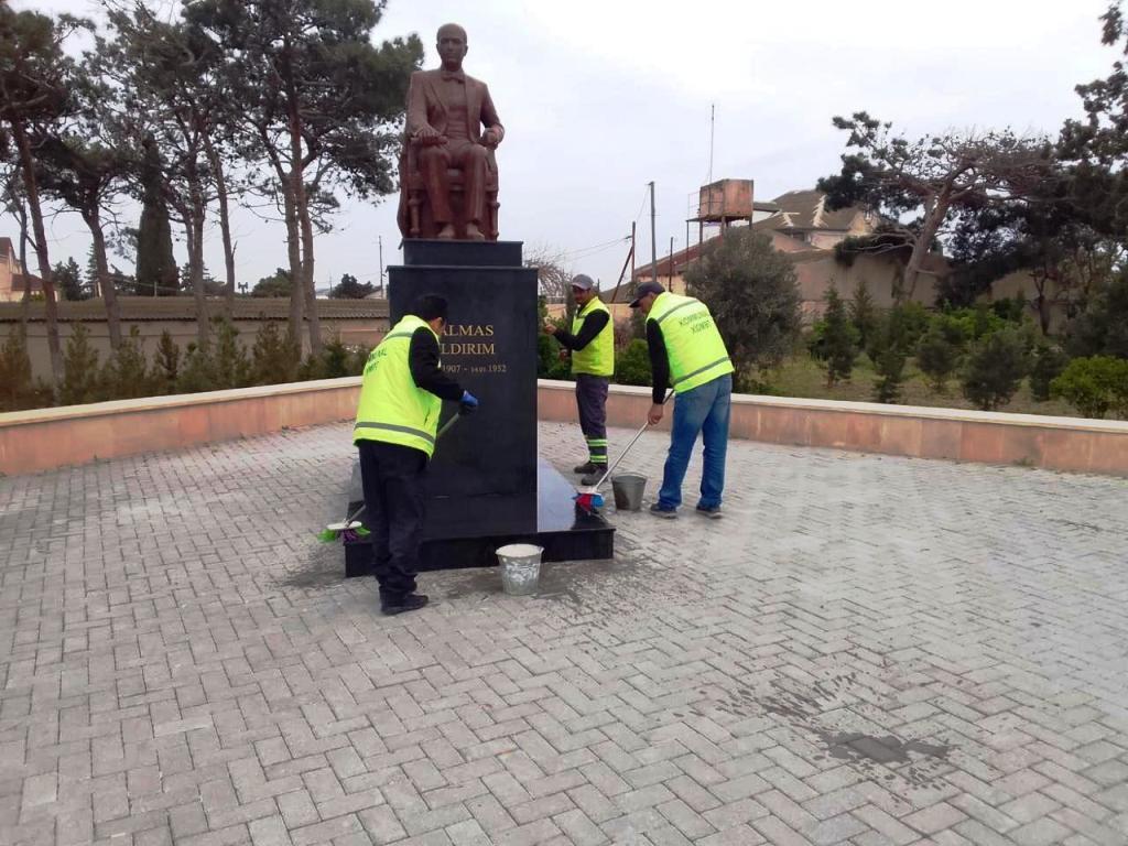 Paytaxtın qəsəbələrində iməclik keçirilib