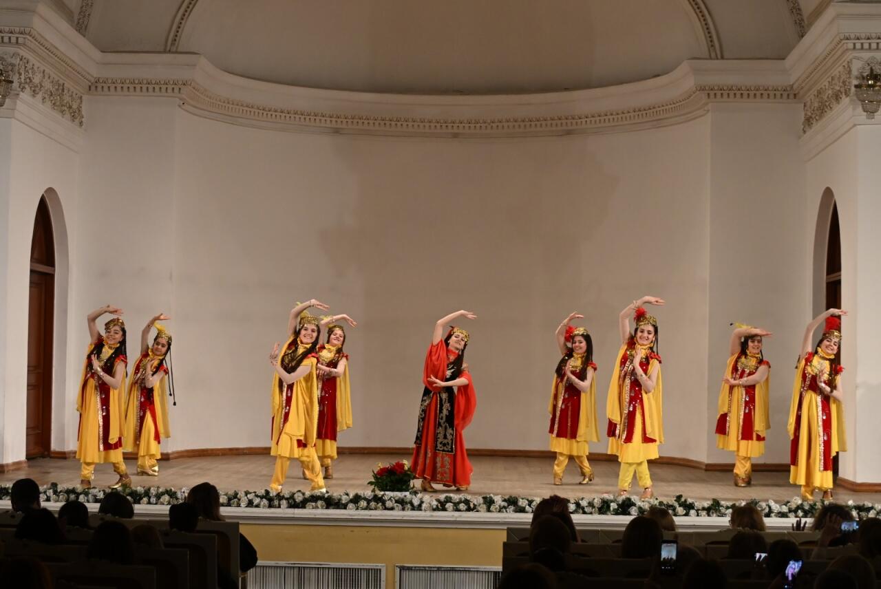 Потрясающий масштабный юбилей Тамиллы Худаяровой - ритмы, грация, искренние эмоции