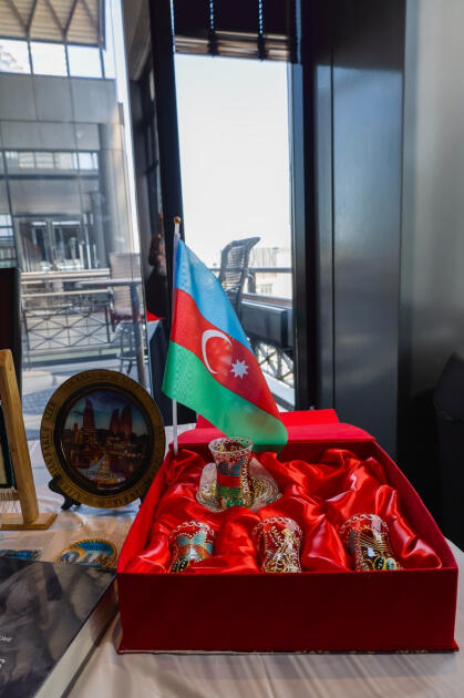 Азербайджанская культура представлена в Чикаго