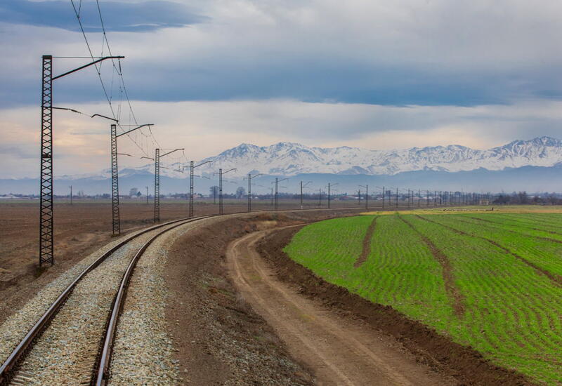 В Азербайджане спустя 76 лет обновлена железная дорога Алабашлы-Гызылджа