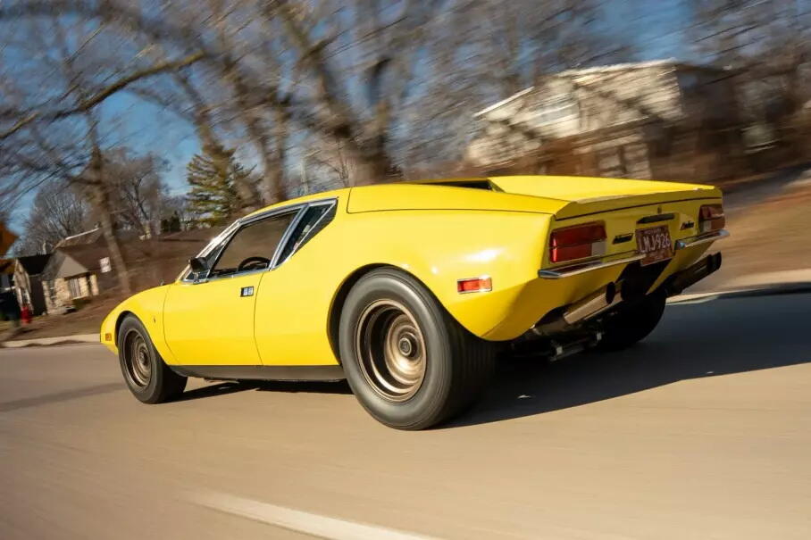 Спорткар DeTomaso Pantera из коллекции главы Ford пустят с молотка