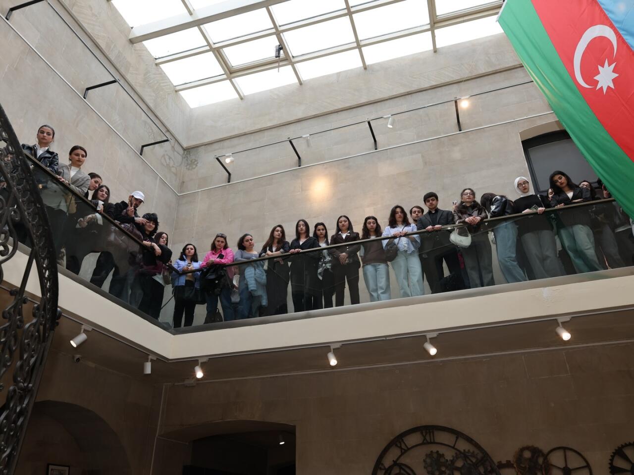 Четыре времени года Алиаги Вахида - спектакль в сердце старого Баку