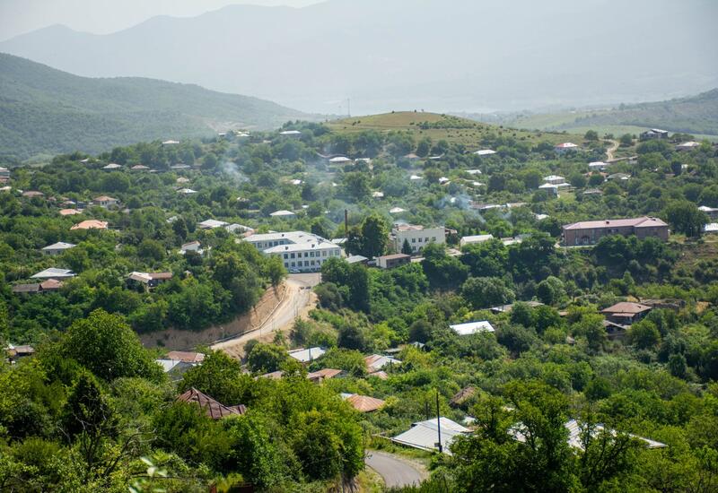 В Агдере и Ходжалы вернулись очередные группы бывших вынужденных переселенцев