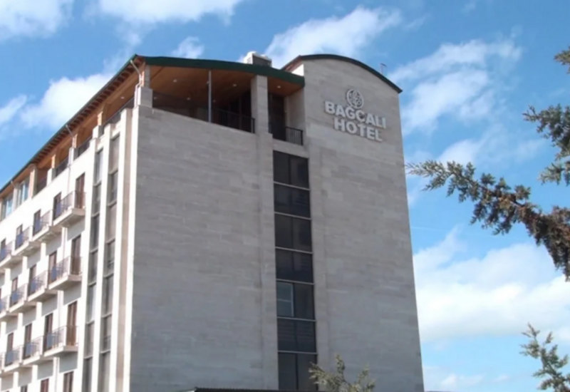 В Азербайджане закрыли известный отель