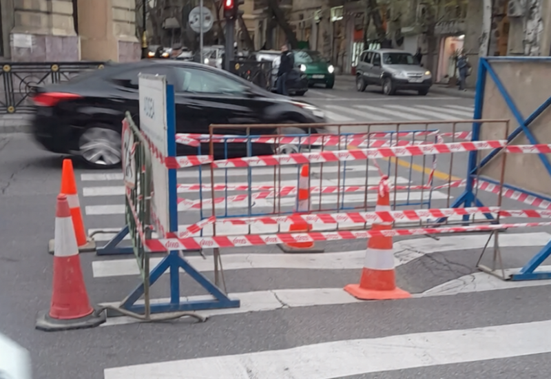 В центре Баку просела дорога