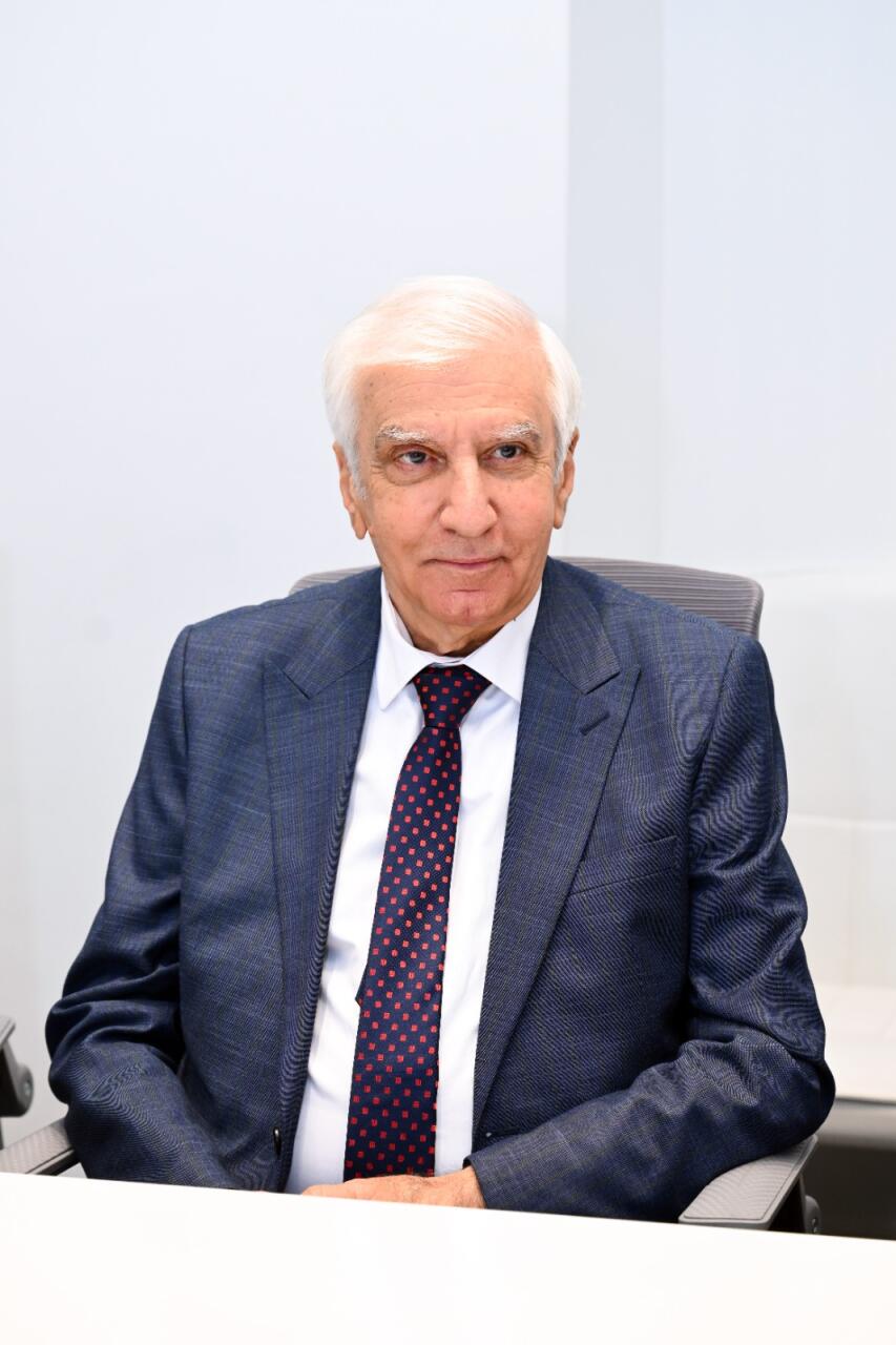 Рамиз Гасаноглу награжден "Почетным дипломом" министерства культуры Азербайджана