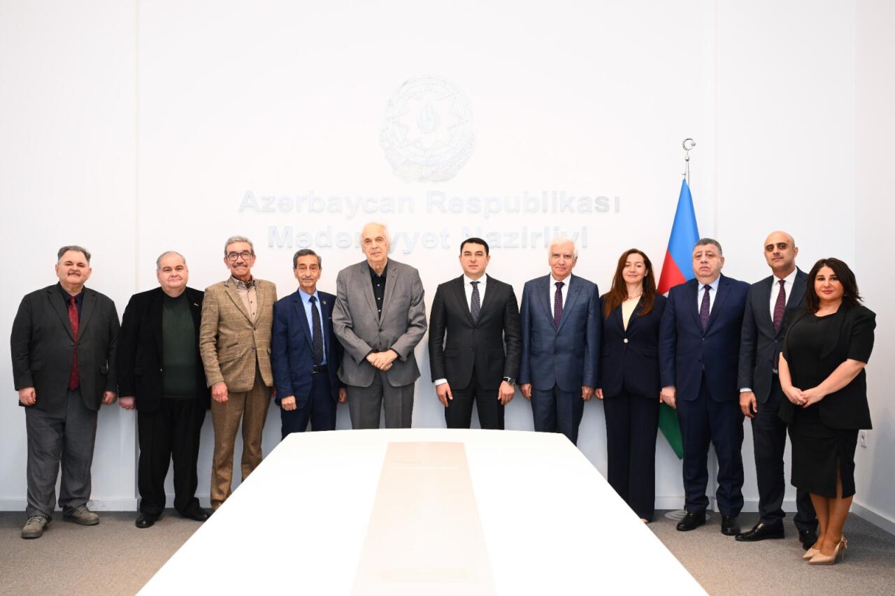 Рамиз Гасаноглу награжден "Почетным дипломом" министерства культуры Азербайджана