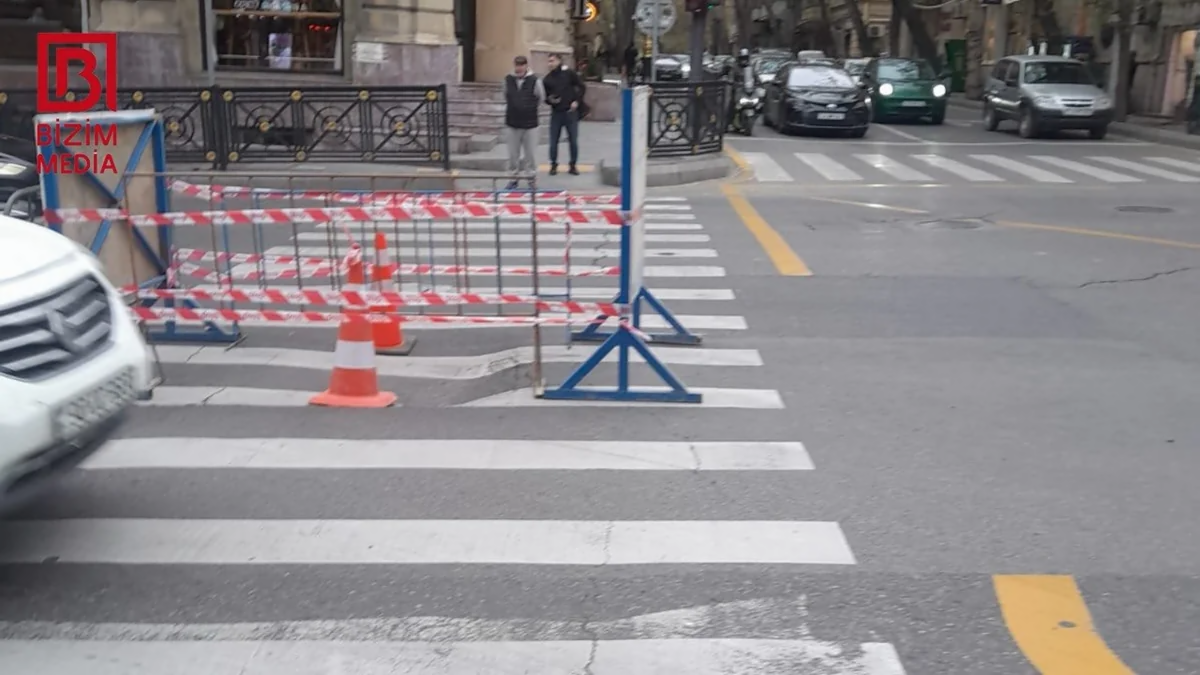 В центре Баку просела дорога