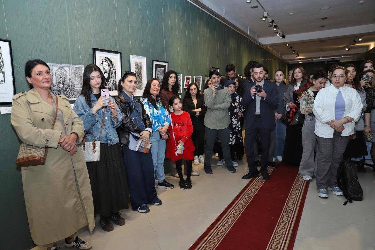 Бумага как Вселенная - в Хатаинском центре представлен креатив без границ