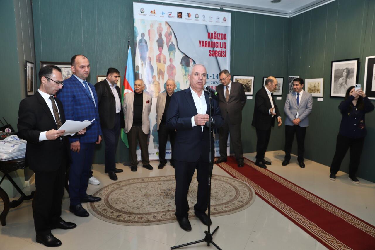 Бумага как Вселенная - в Хатаинском центре представлен креатив без границ