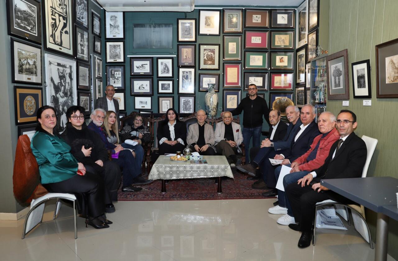 Бумага как Вселенная - в Хатаинском центре представлен креатив без границ