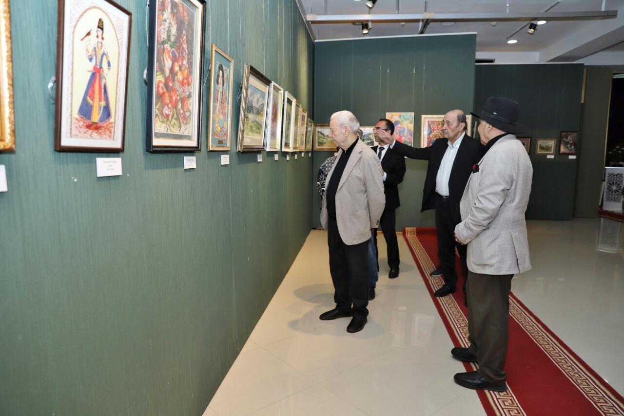 Бумага как Вселенная - в Хатаинском центре представлен креатив без границ