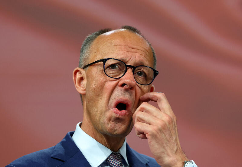 Рекордное число немцев выразило недовольство работой Мерца