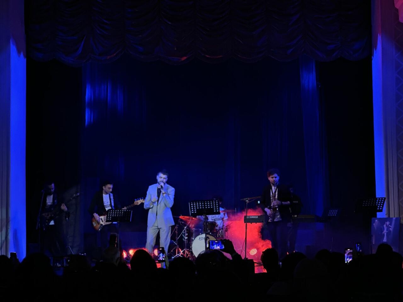 В Баку представлен концерт памяти легендарного турецкого исполнителя Барыша Манчо