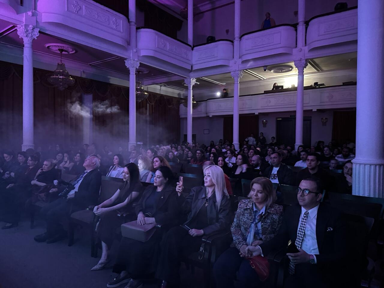 В Баку представлен концерт памяти легендарного турецкого исполнителя Барыша Манчо