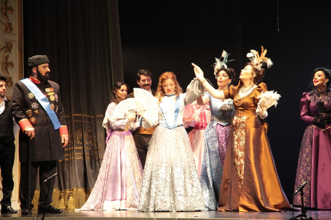 Гаджи Зейналабдин Тагиев - духовное возвращение на место созданного им театра. Блестящая премьера спектакля "Меценат"