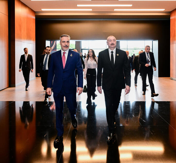 Prezident İlham Əliyev və Birinci xanım Mehriban Əliyeva 5-ci Antalya Diplomatiya Forumunun açılış mərasimində iştirak ediblər