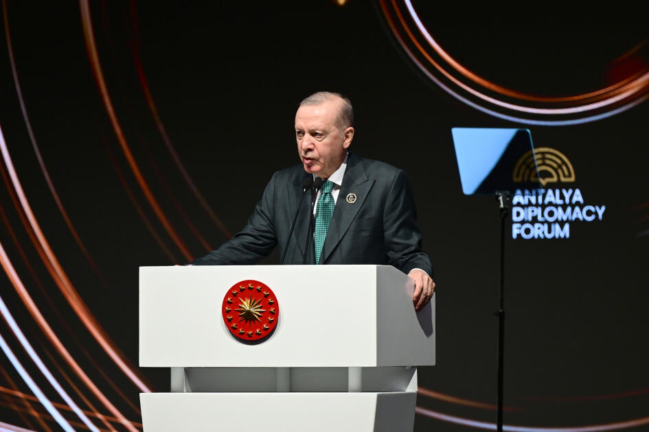 Prezident İlham Əliyev və Birinci xanım Mehriban Əliyeva 5-ci Antalya Diplomatiya Forumunun açılış mərasimində iştirak ediblər