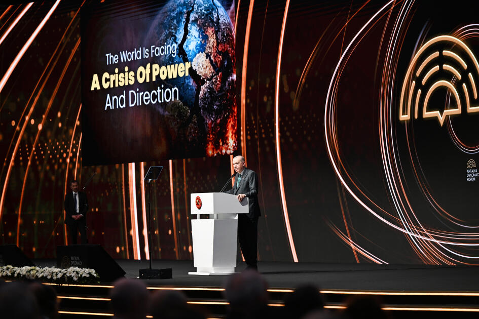 Prezident İlham Əliyev və Birinci xanım Mehriban Əliyeva 5-ci Antalya Diplomatiya Forumunun açılış mərasimində iştirak ediblər