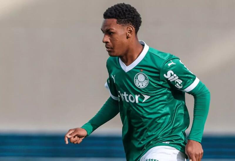 "Барселона" хочет подписать вундеркинда из Бразилии