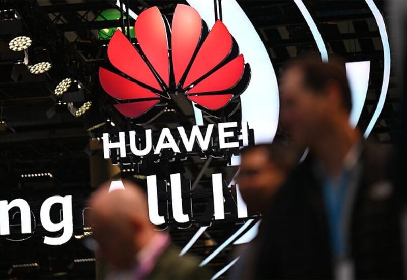 Huawei выпустит часы со встроенными наушниками