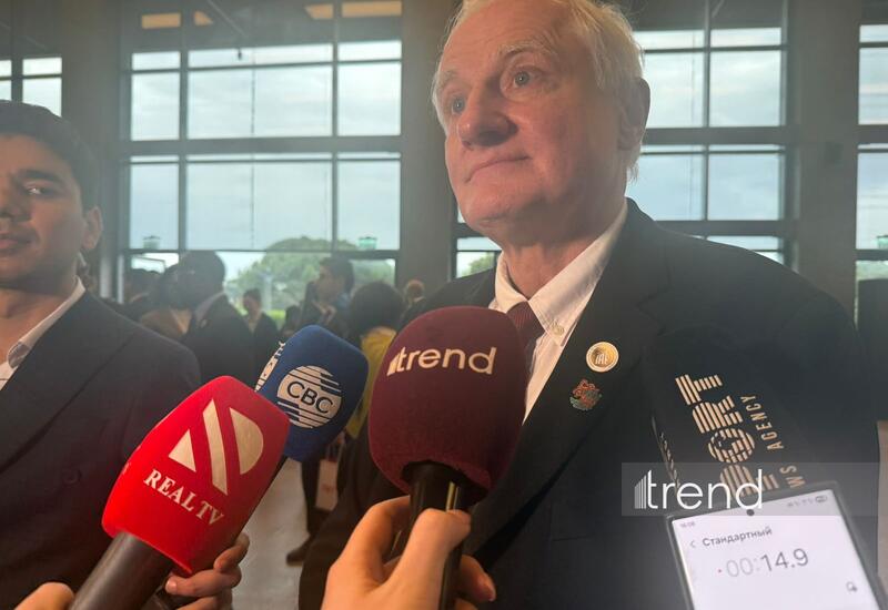 Международная федерация астронавтики хочет расширить сотрудничество с Азербайджаном