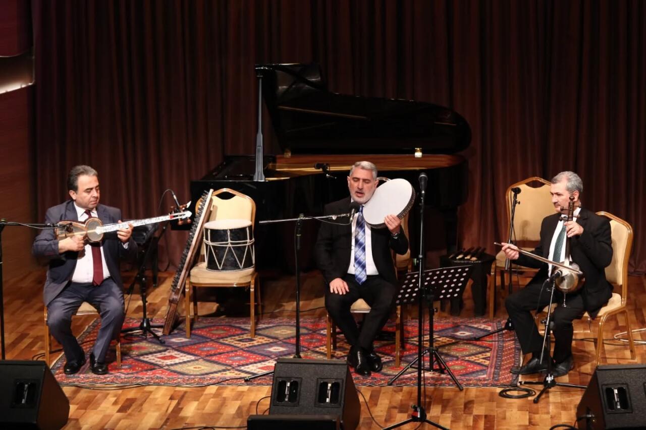 В Международном центре мугама прошел вечер, посвященный вкладу деятелей культуры в национальное наследие