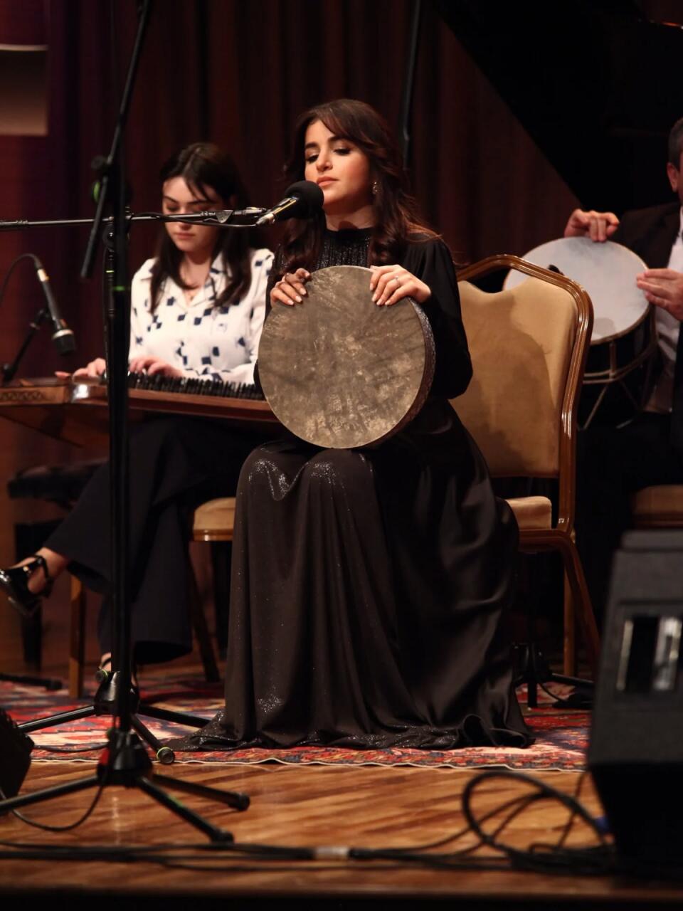 В Международном центре мугама прошел вечер, посвященный вкладу деятелей культуры в национальное наследие