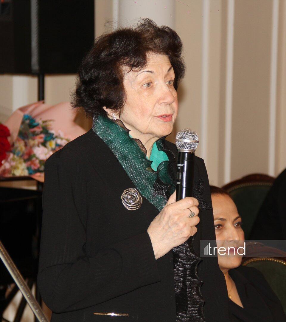 Эмоциональный экскурс в мир скульптора Камала Алекперова - сквозь время и искусство