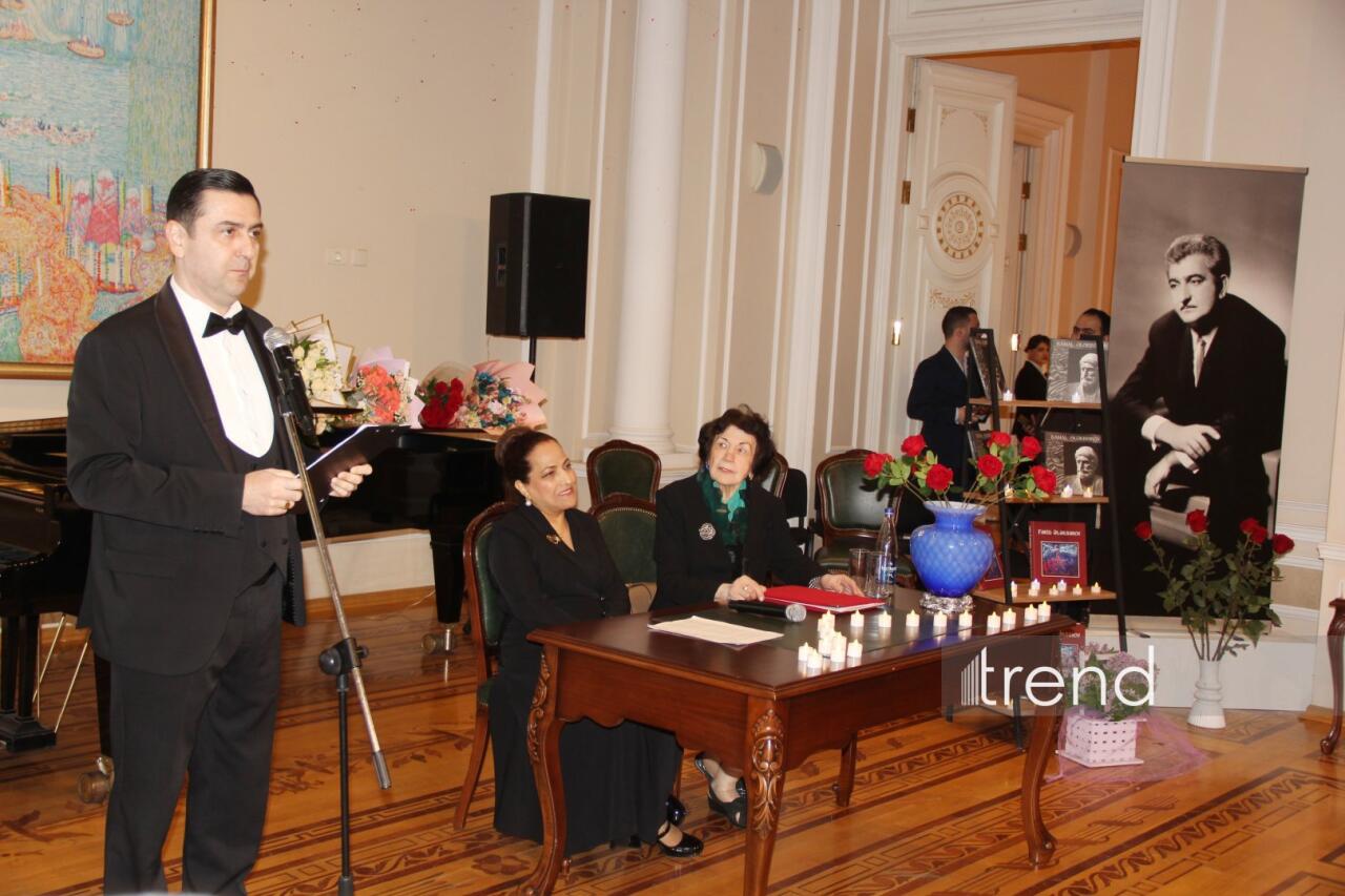 Эмоциональный экскурс в мир скульптора Камала Алекперова - сквозь время и искусство