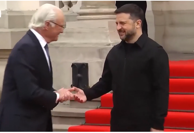 Корона против протокола: львовский позор европейской монархии