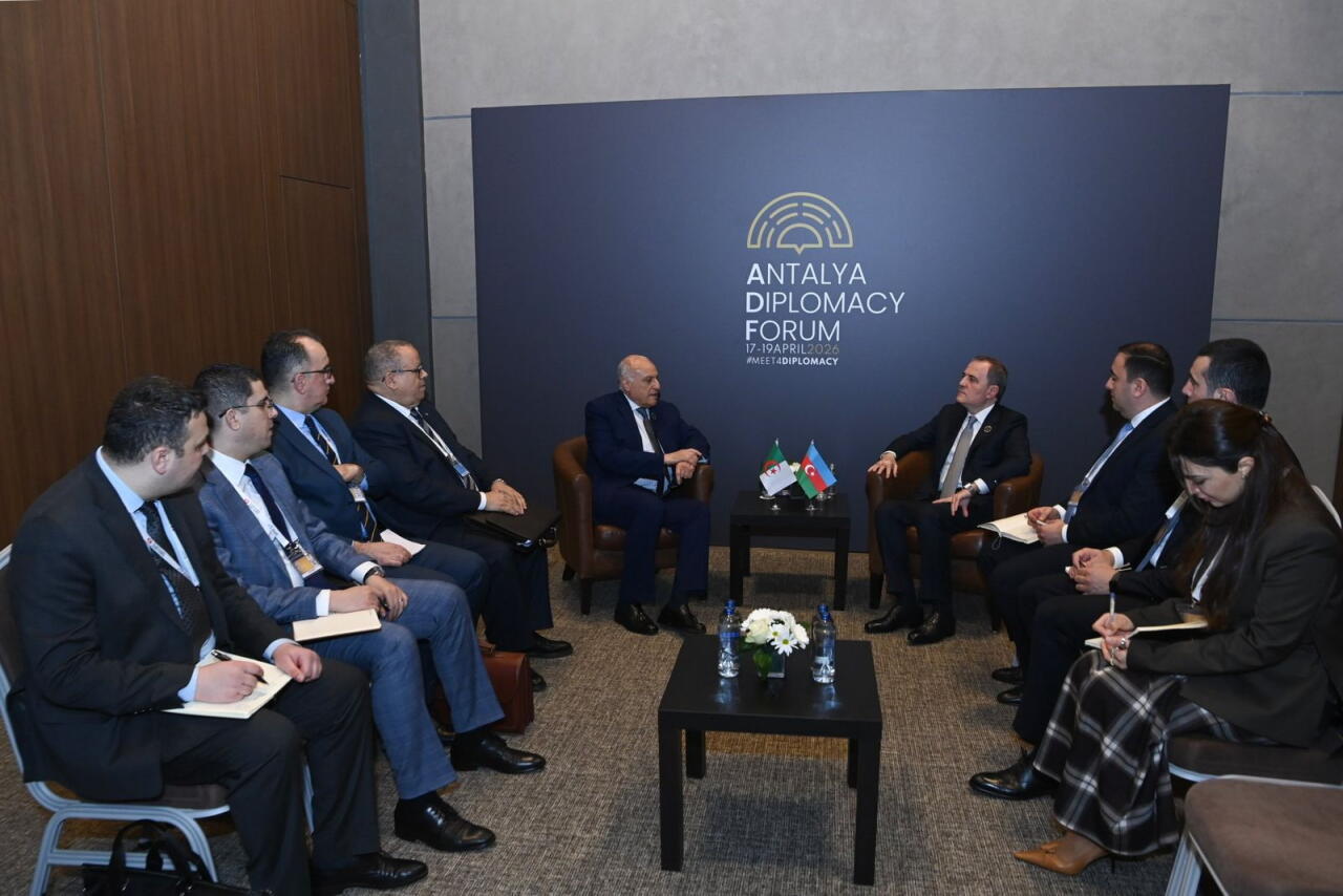 Азербайджан и Алжир обсудили вопросы взаимной поддержки в рамках международных организаций