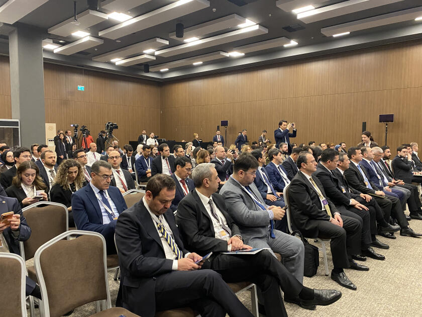 В Анталье обсудили влияние Бакинского тюркологического съезда на тюркскую идентичность