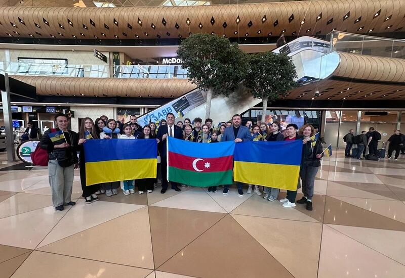 В Азербайджан прибыла новая группа украинских детей на реабилитацию