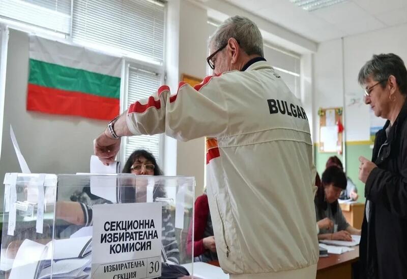 В Болгарии стартовали досрочные выборы в парламент
