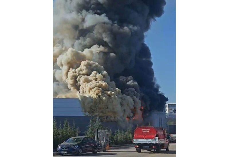 В Анкаре произошел пожар на заводе