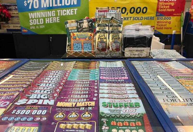 Женщина выиграла в лотерею благодаря подарку мужа