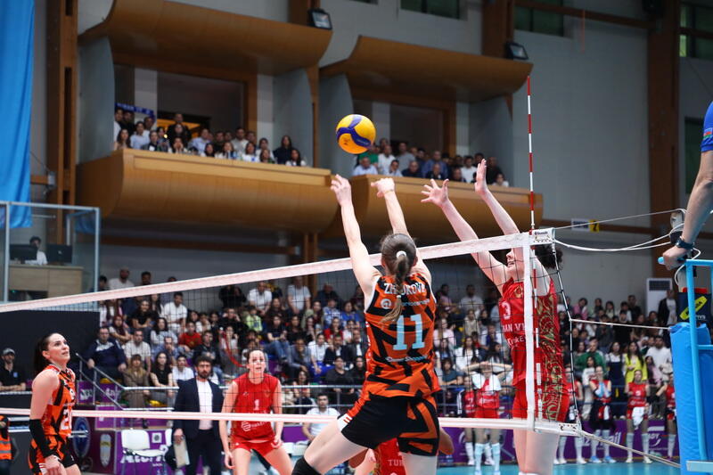 “DH Volley” Azərbaycan Yüksək Liqasının gümüş medalını qazanıb